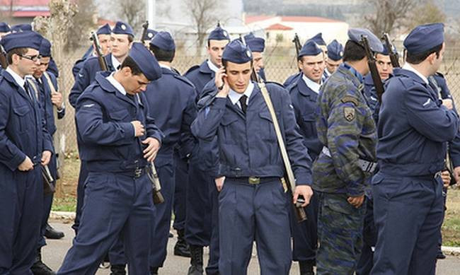 Πρόσκληση Κατάταξης Στρατευσίμων στην Πολεμική Αεροπορία με την 2017 Β’ ΕΣΣΟ